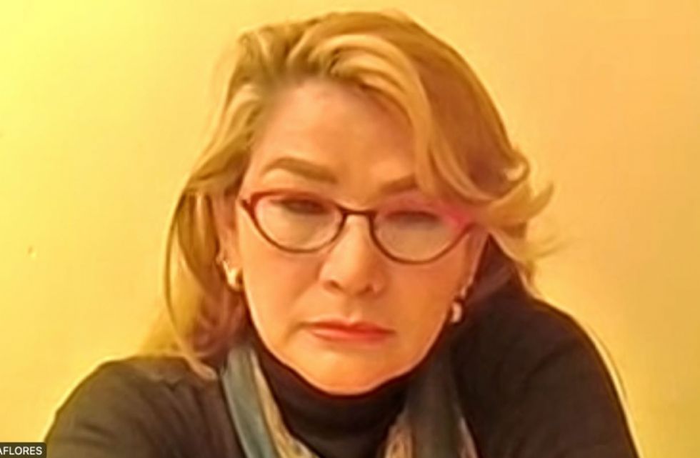 Áñez denuncia trato desigual incluso en la cárcel