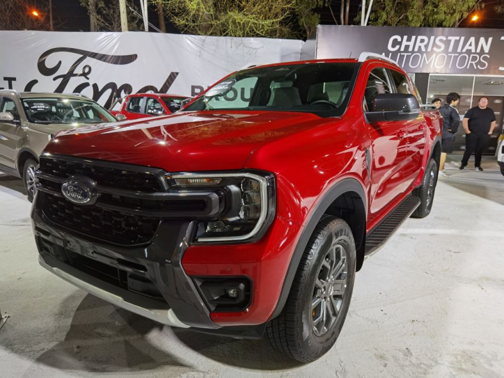 Las bestias del camino están en Christian Automotors