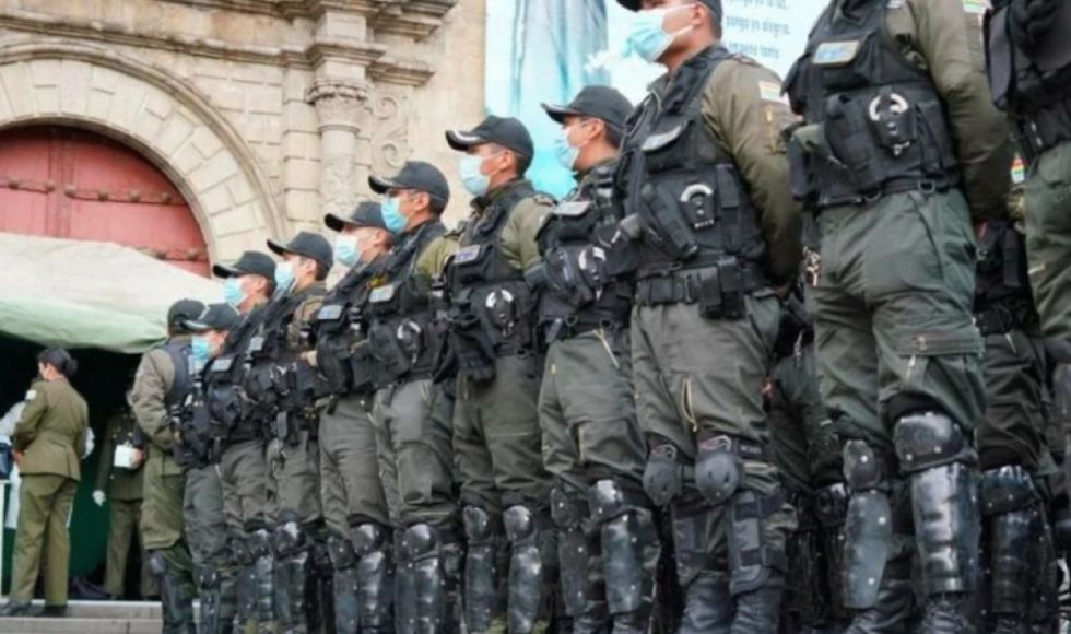 Gobierno aprueba "Reconocimiento Económico al Esfuerzo" policial