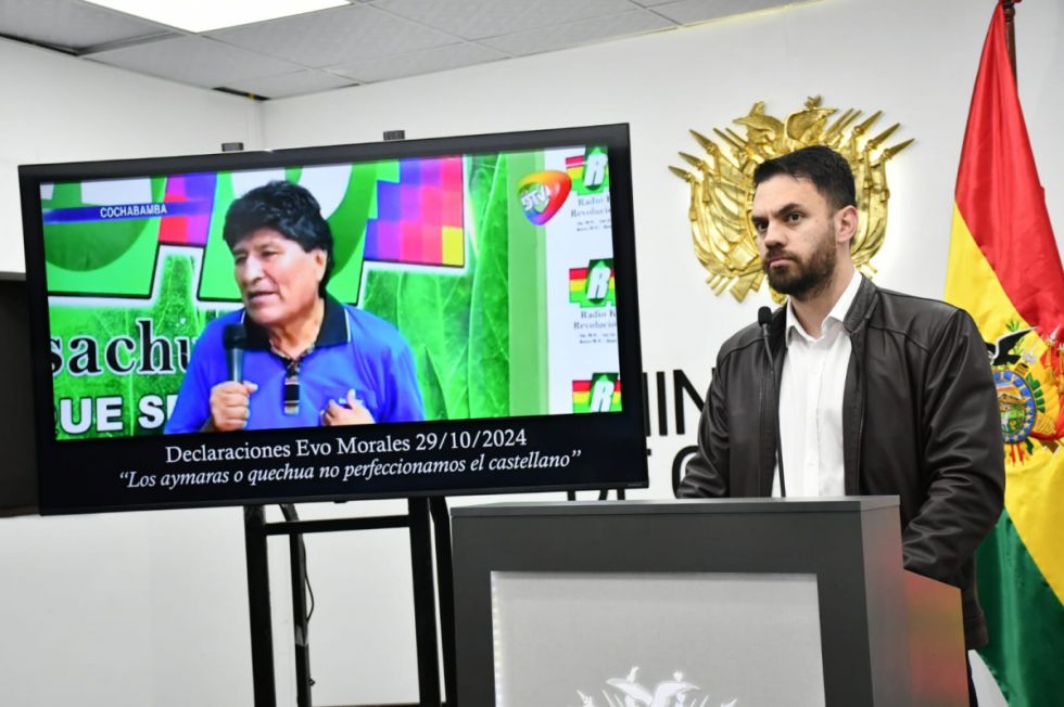 Gobierno revela que Evo Morales  posee armas y no descarta intervención militar ante bloqueos (Video)
