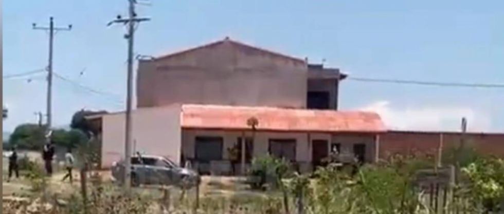 Aprehenden a concejal de Mairana horas después de desbloquear la ruta a los valles