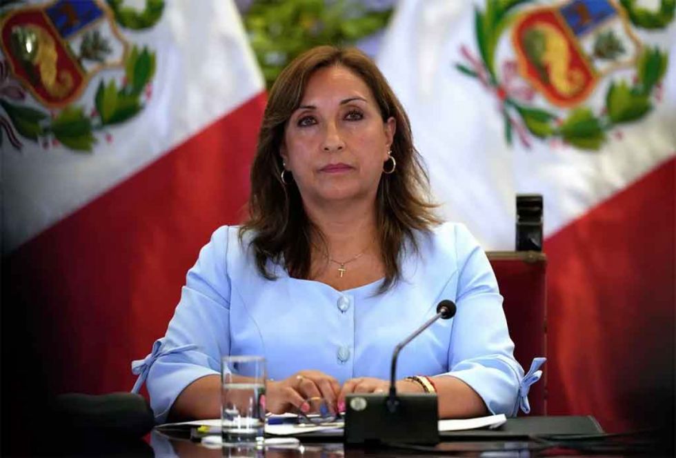 Ordenan acusar a Boluarte o archivar indagación