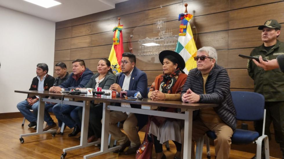 Diputados: Nueva Directiva defiende su legalidad