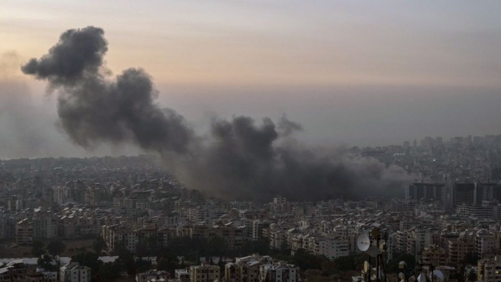 Reportan decenas de muertos en ataques de Israel a Líbano