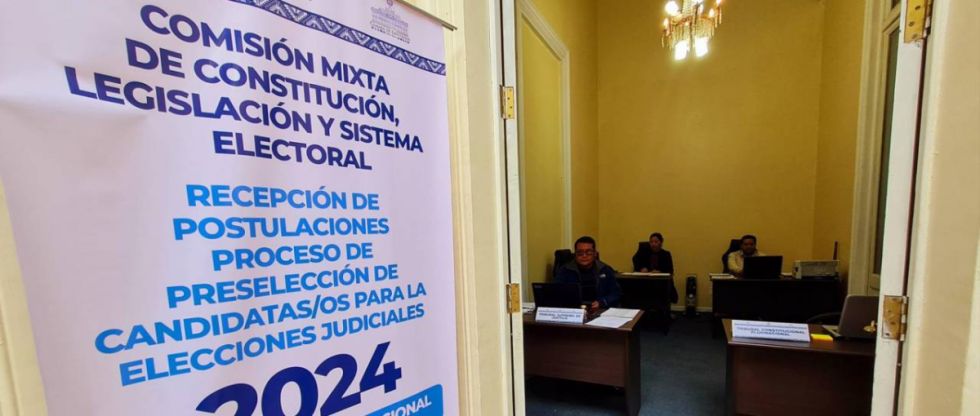 TSE entrega proyecto de ley al Legislativo para garantizar elecciones judiciales el 15 de diciembre