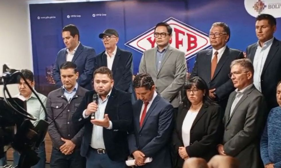Acuerdo: Autoridades pondrán precio ‘meramente referencial’ para el combustible importado por privados