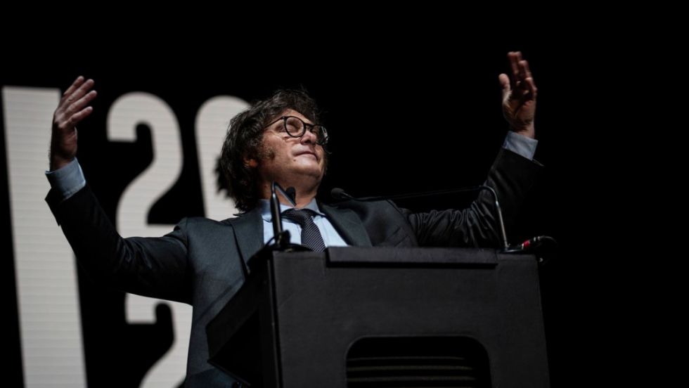 Milei se atribuye un "milagro económico" en Argentina