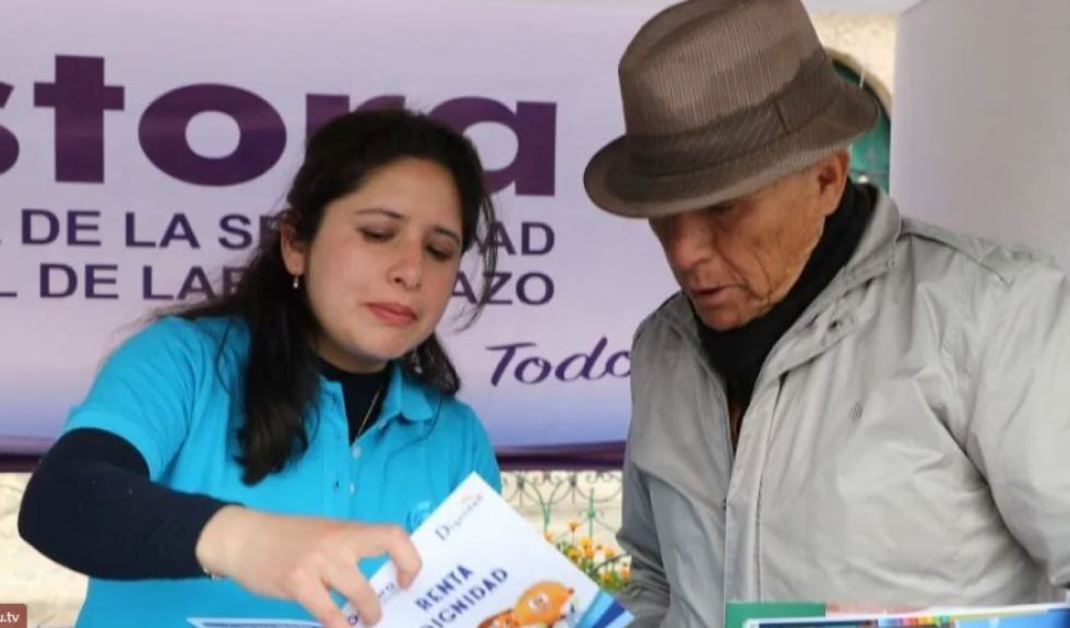 Según PGE 2025 la Renta Dignidad no llegaría a jubilados y dejaría de ser universal