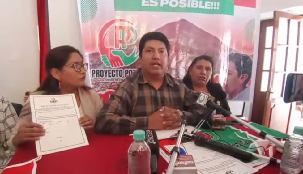Anuncian agrupación para postular a Marco Pumari a la Alcaldía de Potosí