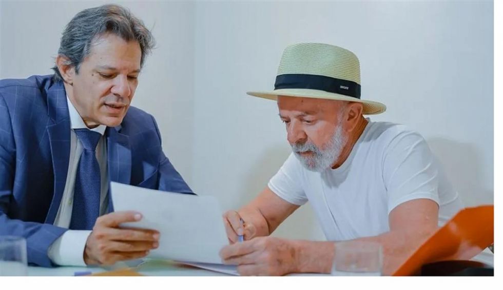 Lula da Silva retomó agenda de trabajo en Sao Paulo