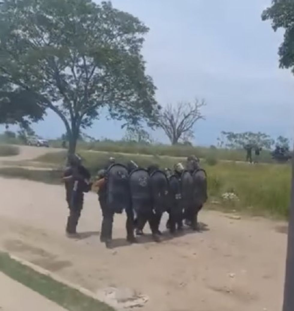 (Video) Nuevos enfrentamientos entre bagalleros y gendarmes 
