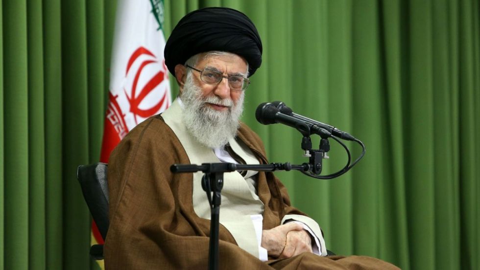 Irán: Líder supremo amenaza a Israel por invadir Siria