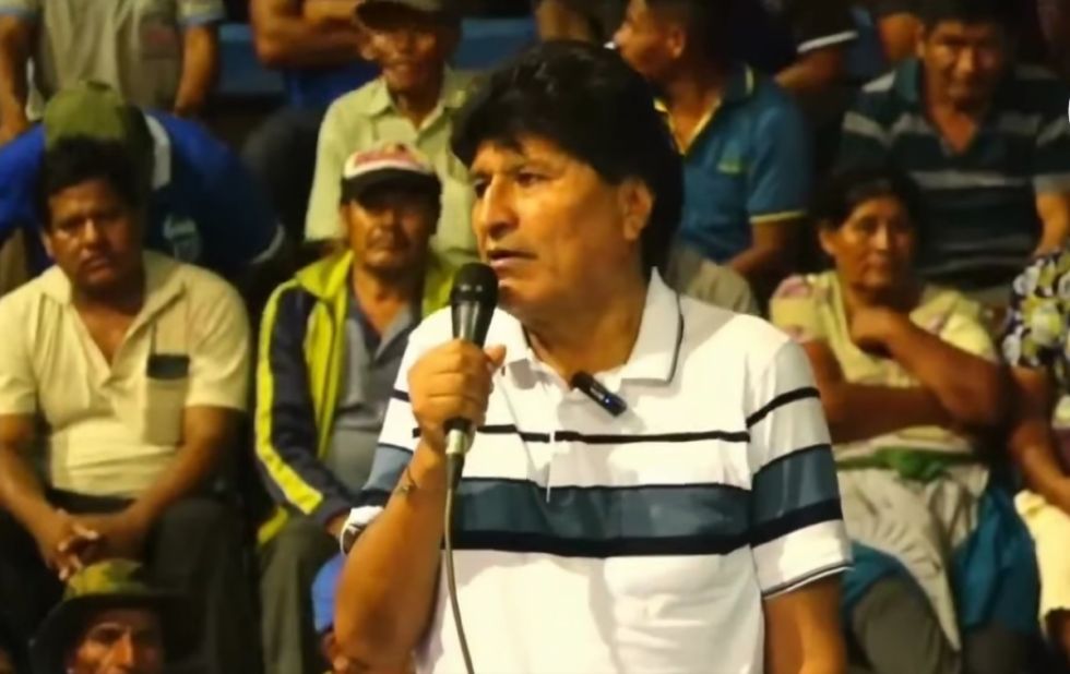 Evo: ‘Intentan matarnos y detenernos con mentiras’