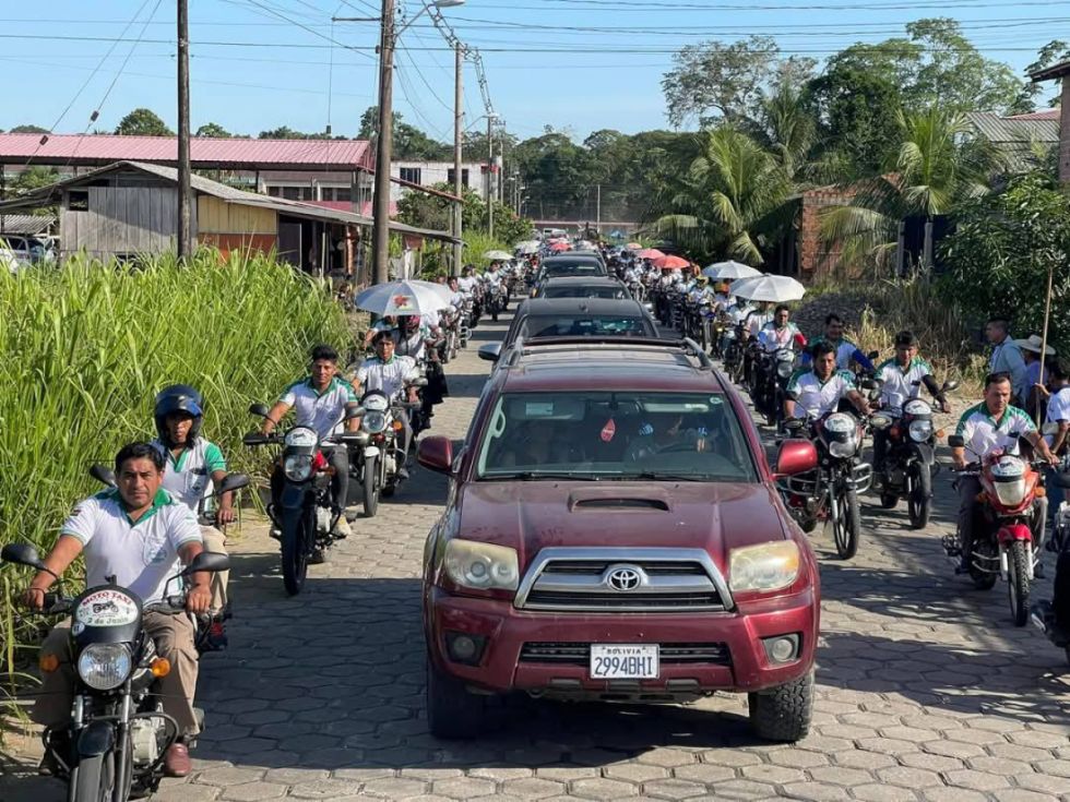 Andrónico se borra (de nuevo) y opositores dudan del cerco a Evo