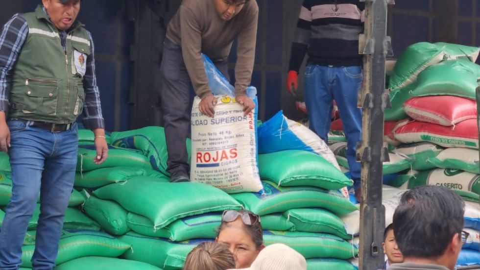 Activan ferias semanales para vender 500 quintales de arroz 