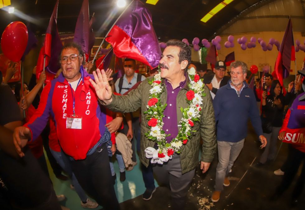 Alistan proclamación de Reyes Villa como candidato