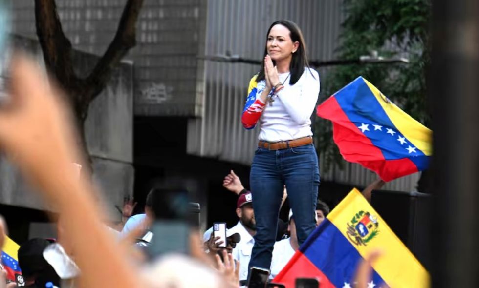Denuncian la "interceptación violenta" de María Corina Machado luego de su aparición en Caracas
