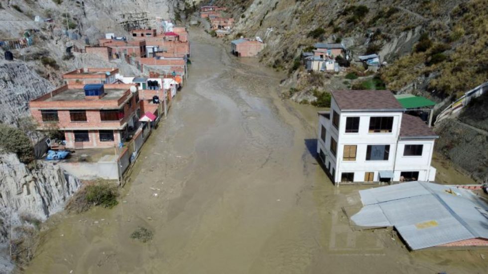 Intensas lluvias dejan 296 viviendas destruidas