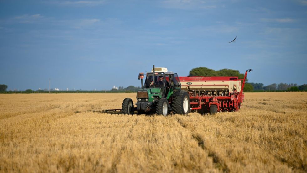 Argentina: Gobierno baja las retenciones al campo