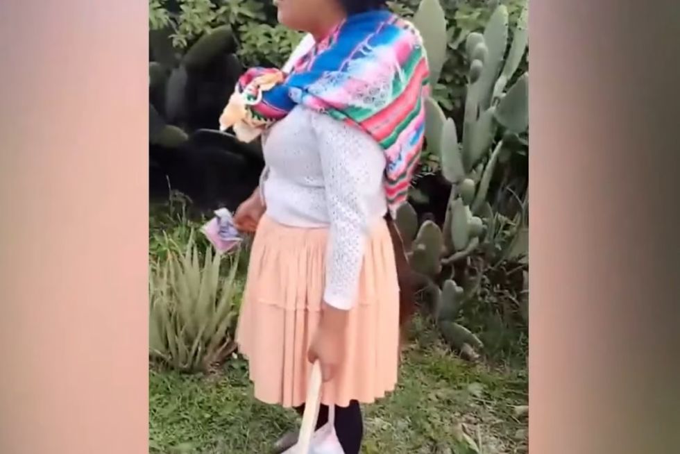 Reportan que otra mujer fue increpada por recoger tunas