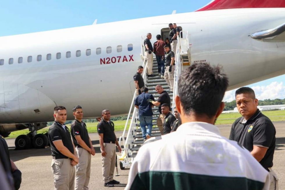 ONU demanda trato digno a inmigrantes deportados