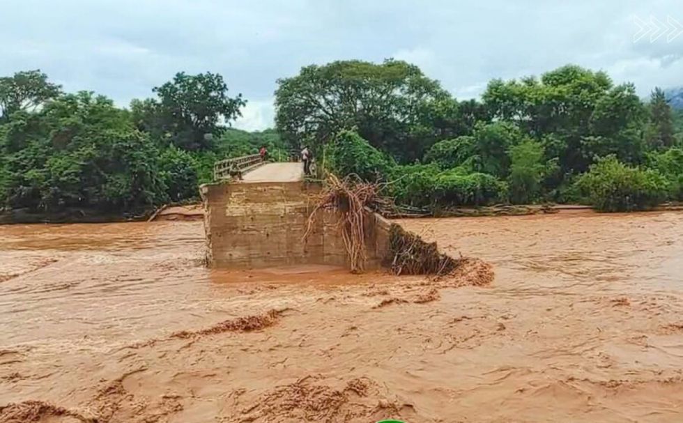 Lluvias afectan a más de 76.200 familias