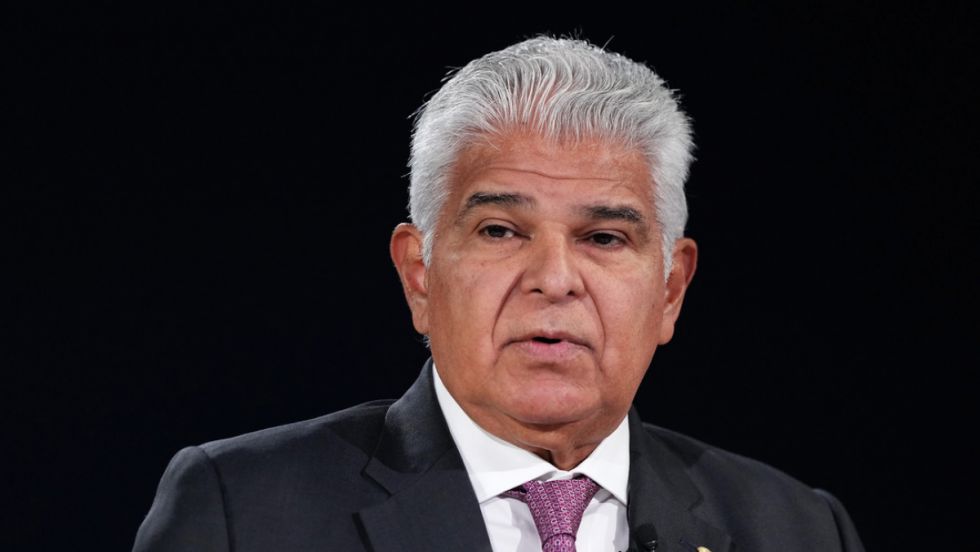 Presidente Mulino: No cabe duda que el canal es de Panamá
