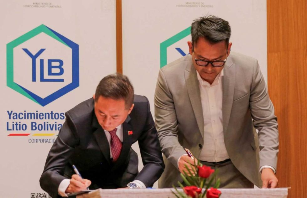 YLB defiende los contratos por el litio