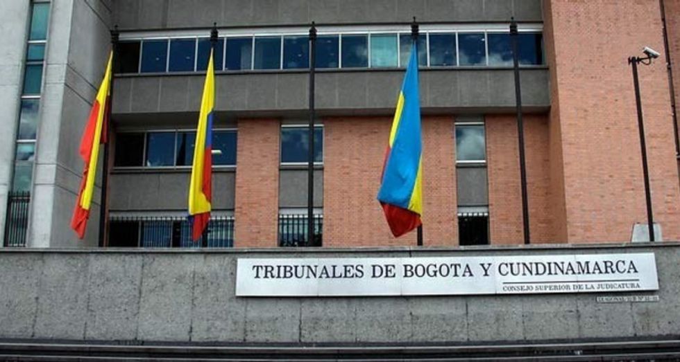 Niegan tutela de defensa de Uribe