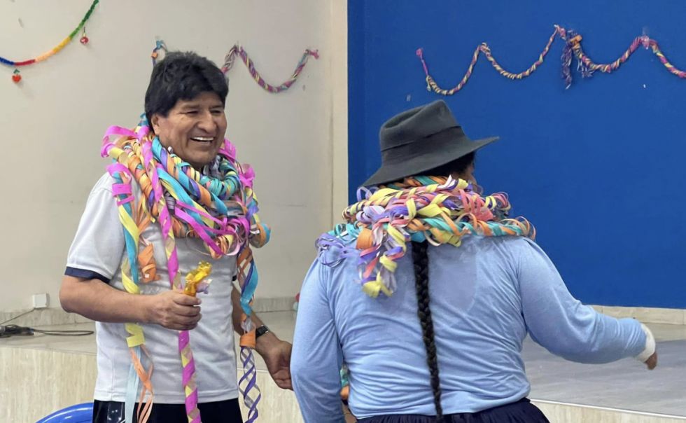 Diputado Cuellar pide movilizar al Ejército para capturar a Evo durante Carnaval