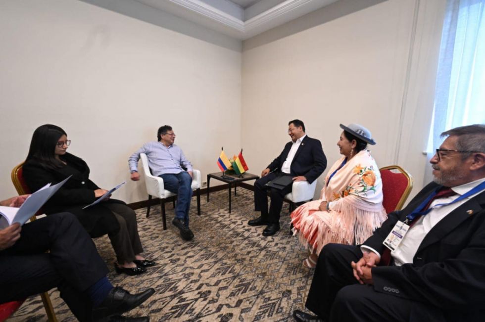Arce resalta encuentro con sus pares de la región 