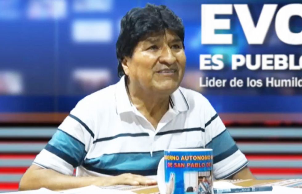 Evo asegura que lidera las encuestas junto a Tuto y que Arce ocupa el último lugar
