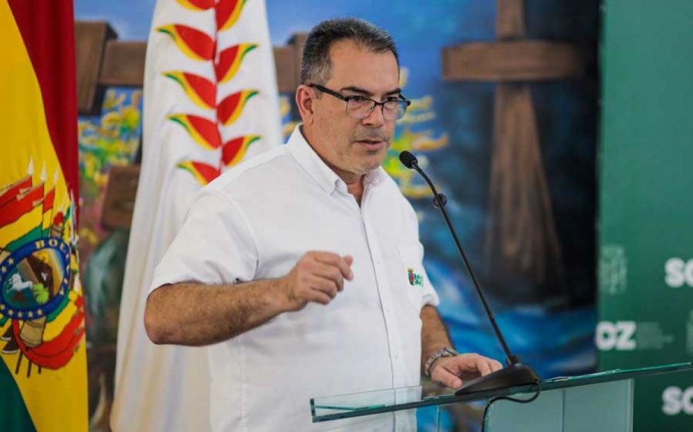 Gobernación cruceña demanda liberar la importación de carburantes sin trabas ni impuestos