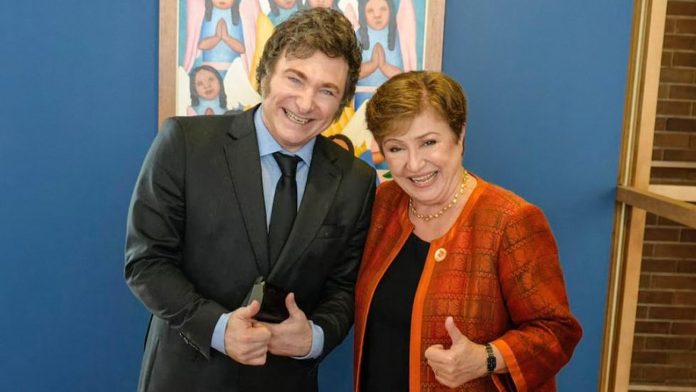 Milei aprueba por decreto un nuevo préstamo del FMI