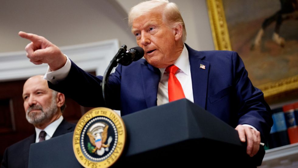 Trump: "Los hutíes serán aniquilados"