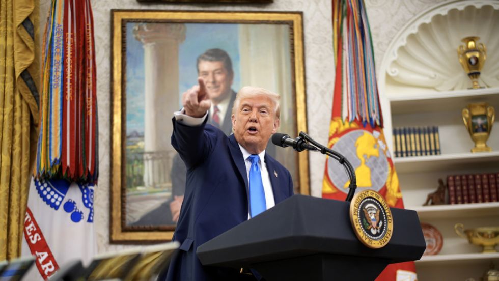 Trump amenaza a los hutíes e Irán