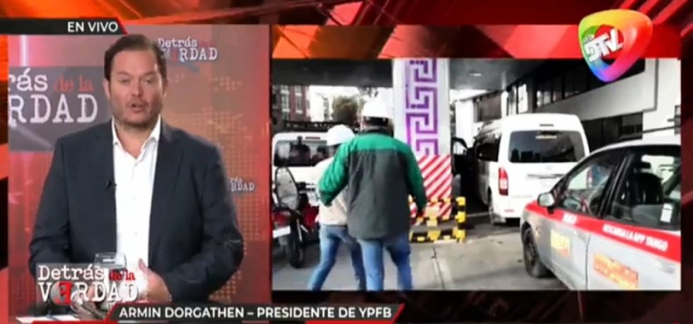 Descargan combustible en Arica para Bolivia