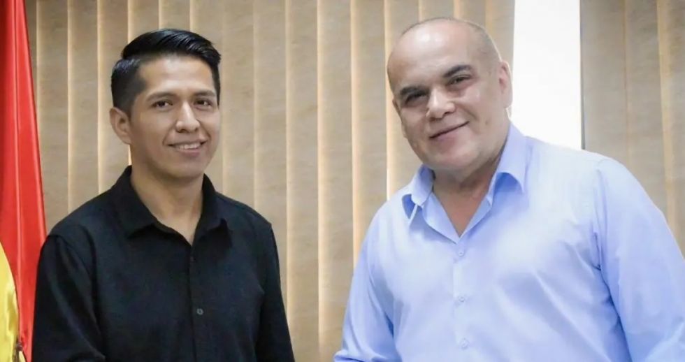 Andrónico no asistió a proclamación de Evo y se mostró con autoridades de Paraguay