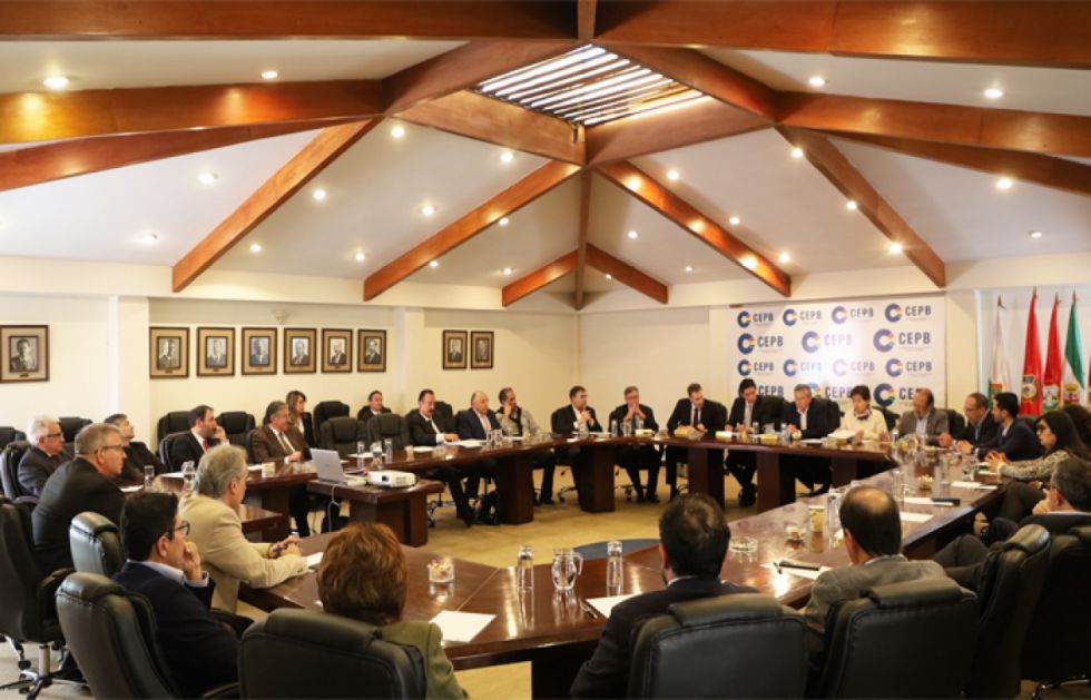 Tensión por incremento salarial, empresarios no son escuchados