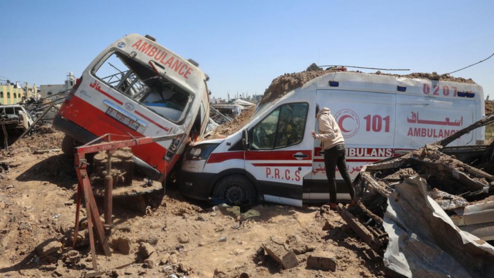 Israel reconoce haber atacado ambulancias durante la ofensiva en Gaza
