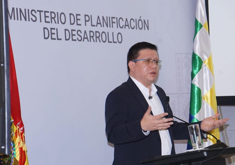 El Gobierno descarta acudir al FMI por la crisis de dólares 