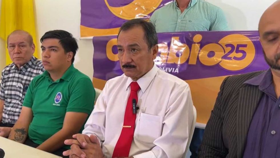 Pese al veto, Vicente Cuéllar ratifica apoyo a Samuel y renuncia a cualquier candidatura