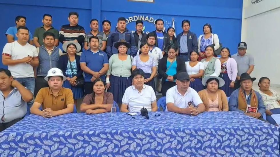 Evo asegura que registró su candidatura