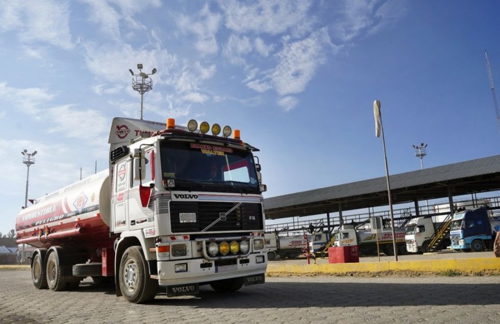 YPFB descarta criptomonedas en compra de combustible