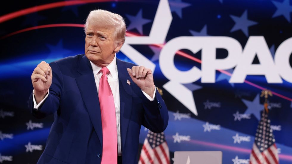 EEUU: Un tribunal restablece los aranceles de Trump