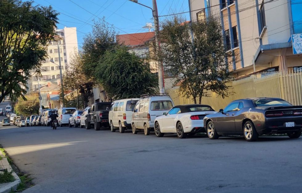 Choferes convocan para el martes al paro nacional