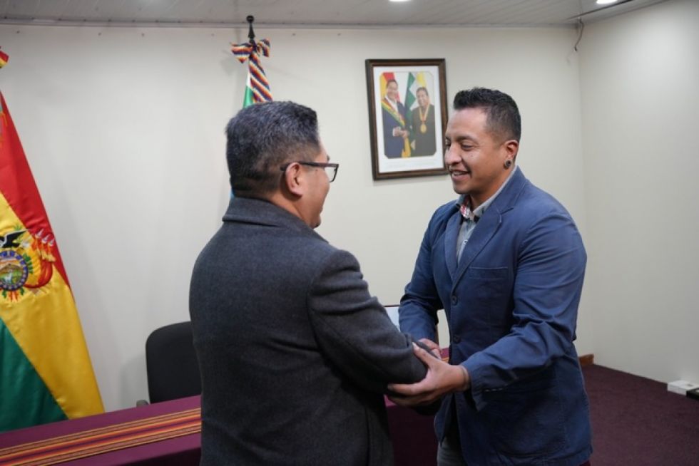 Posesionan al nuevo viceministro de Comercio