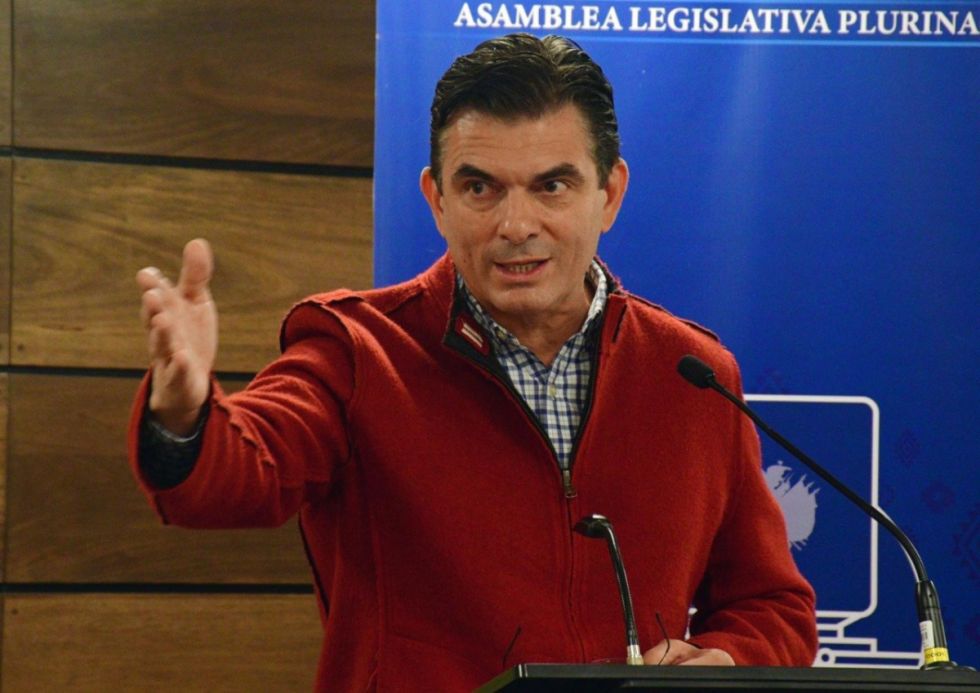 Rumbo al 17A: Una facción del PDC se baja de las elecciones, ¿qué pasará con la candidatura de Paz?