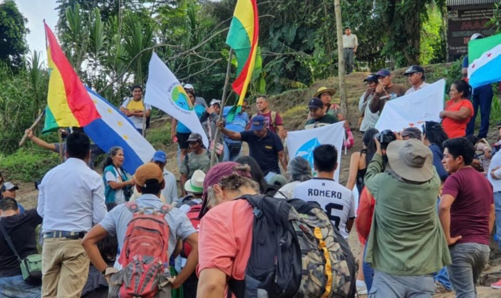 Indígenas y campesinos denuncian que el modelo extractivista amenaza su existencia