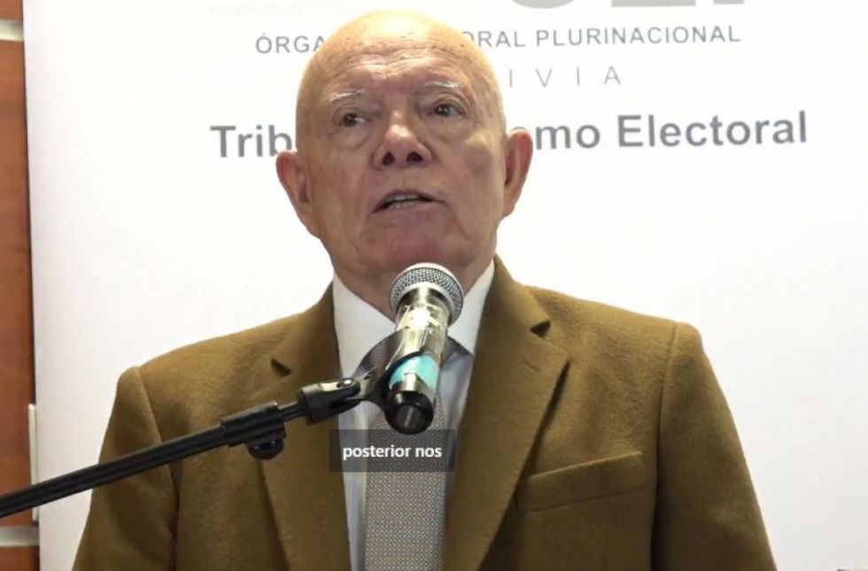 “Hay fuerzas oscuras que intentan evitar las elecciones y atentar contra la democracia”, advierte el presidente del TSE